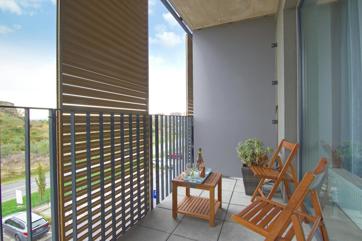 Meble na balkon – jak wybrać najlepsze?