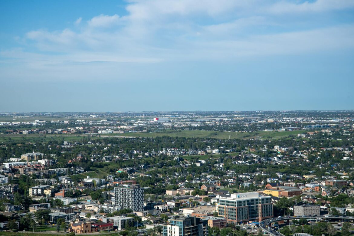 Klimatyzacja do mieszkania w bloku – o czym musisz pamiętać?