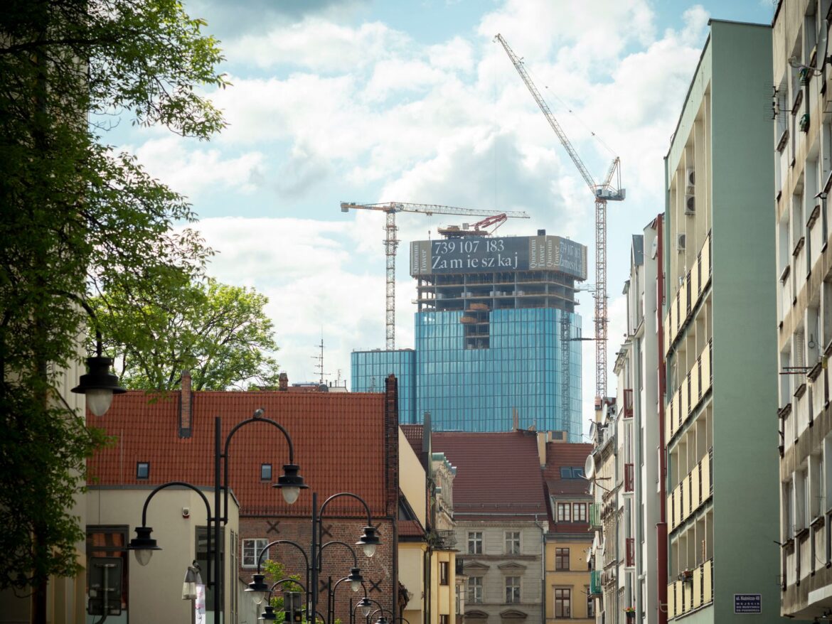 Jak prowadzić negocjacje płacowe?